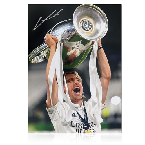 Exclusive Memorabilia Photo du Real Madrid signée par Luka M