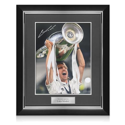 Exclusive Memorabilia Photo du Real Madrid signée par Luka M